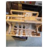 Rasmussen Table Loom 25x19x29", plus Yarn Stand