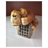 9x11" King Kong Planter, been repaired, very hvy