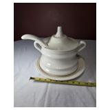 Soup Tureen California 1038 U.S.A