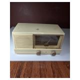 GE415 Radio Bakelite