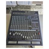 Yamaha EMX5000-12 Powered Mixer