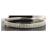 14kt Gold Brilliant 5.04 ct Diamond Cuff Bracelet