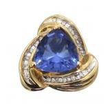 10kt Gold Trillion Cut 2.50 ct Tanzanite Pendant