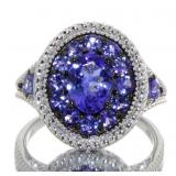 Natural Oval 3.10 ct Tanzanite Designer Ring