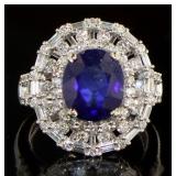 14kt Gold 5.78 ct Oval Sapphire & Diamond Ring