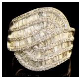 10kt Gold Brilliant 2.00 ct Baguette Diamond Ring