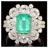 18kt Gold 4.28 ct Natural Emerald & Diamond Ring