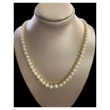 14kt Gold Antique 20" Graduated Pearl Necklace