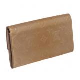 Louis Vuitton Sarah Vernis Gold Wallet