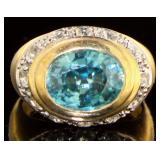 10kt Gold Oval 3.50 ct Blue-White Topaz Ring