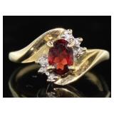 10kt Gold Garnet & Diamnd Estate Ring