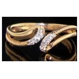 10kt Gold Elegant White Topaz Ring