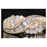 18kt Gold Elegant 1.30 ct VS2 Diamond Wave Ring