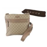 GUCCI GG Supreme Shoulder Bag