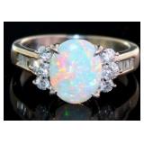 Platinum 1.66 ct Natural Opal & VS Diamond Ring