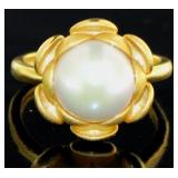 Elegant 6 mm Pearl Designer Ring