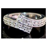 Brilliant 1.12 ct VS Diamond Bypass Ring