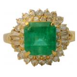 18kt Gold 2.30 ct Natural Emerald & VS Diamond Rin
