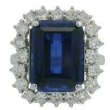 14kt Gold 10.65 ct Sapphire & Diamond Ring