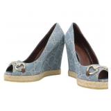 Gucci GG Canvas Denim Pumps Size 35 1/2