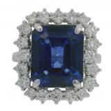 14kt Gold 11.69 ct Sapphire & VS Diamond Ring