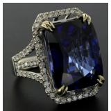 14kt Gold 27.98 ct Sapphire & Diamond Ring