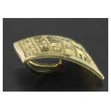 14kt Gold Quality 18 x 28 mm Pendant