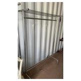 Metal garment rack (sc9)