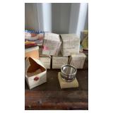 Set of 6 pewter napkin rings (sc9)