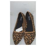 Size 11 leopard print women's shoes