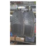 2 Car mats