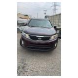 2014 Kia Sorrento 233,000 Kms Needs Tires