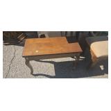 Wood piano bench