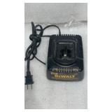 DeWalt DW9116 7.2V - 18V 1-HR Charger not tested