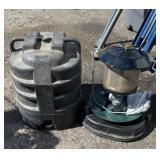 Coleman lantern with case and mantels used (sc9)