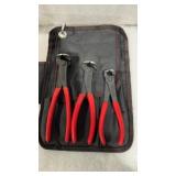 Set of 3 pinchers new
