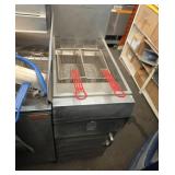 Wolf gas deep fryer
