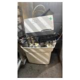 1 lot of water filer