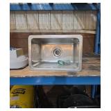 Hand sink