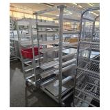 Bakery rock and roll takes up to 22 1/2-in pans