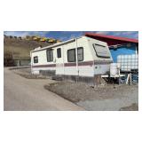 1993 - 21 Foot Terry Resort Camper Trailer. Mice