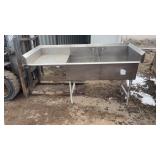 Double Sink Approx 76 inch with Spraywand