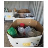 4 pallets of miscellaneous restaurant items