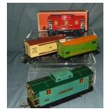 4 Lionel Prewar Freight Cars