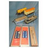 4 Nice Lionel Freight Cars, Some Boxes