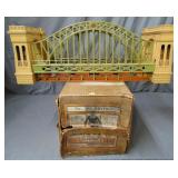 Boxed Lionel 300 Hellgate Bridge