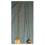 18 Kt Yellow Gold Globe Charm etc. 18 Kt Yellow Gold Globe Charm etc.