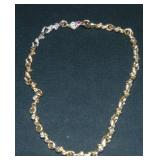10 Kt Yellow Gold Necklace. 10 Kt Yellow Gold Necklace.