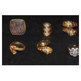 Estate Gold Jewelry Lot. Estate Gold Jewelry Lot.