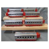 7 Lionel Jr Streamline Passenger Cars